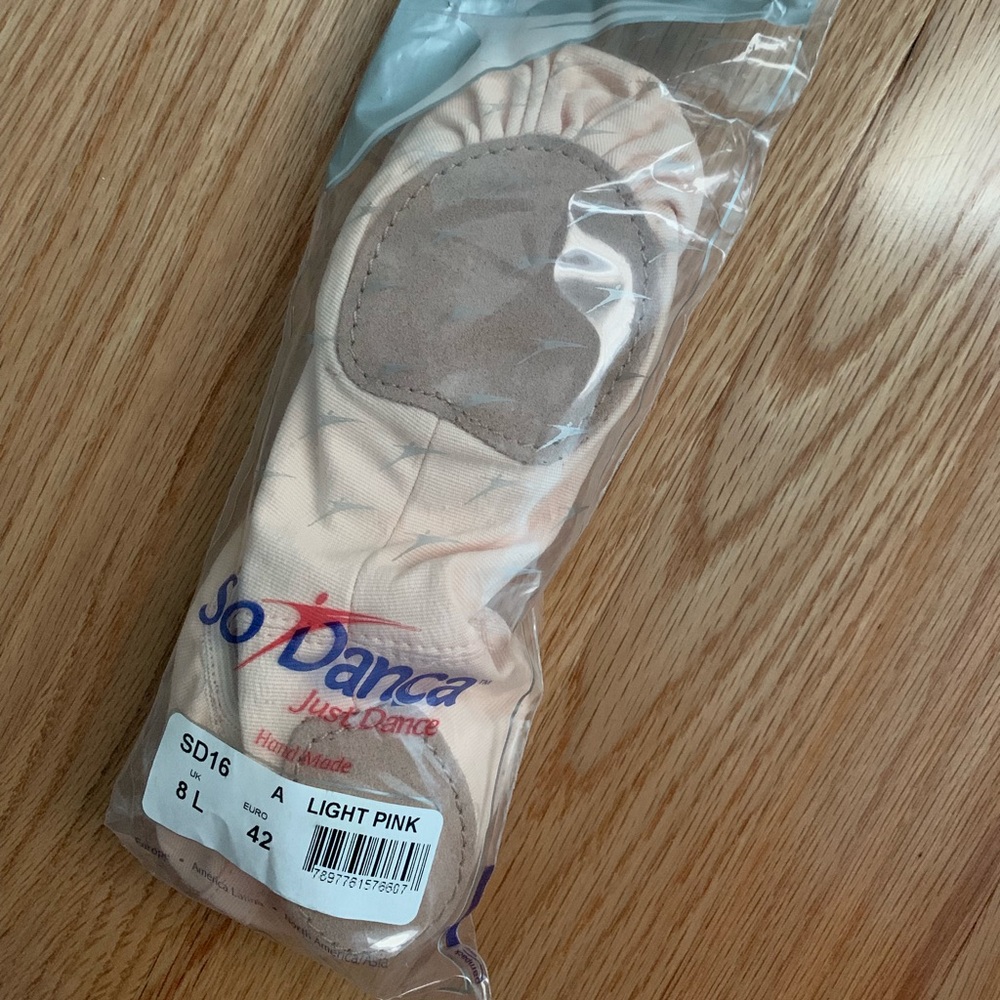 SoDanca ballet flats